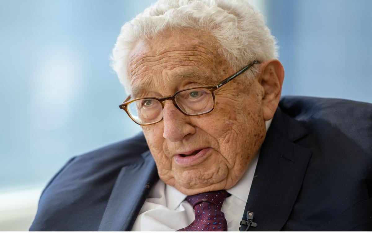 Henry Kissinger slaví